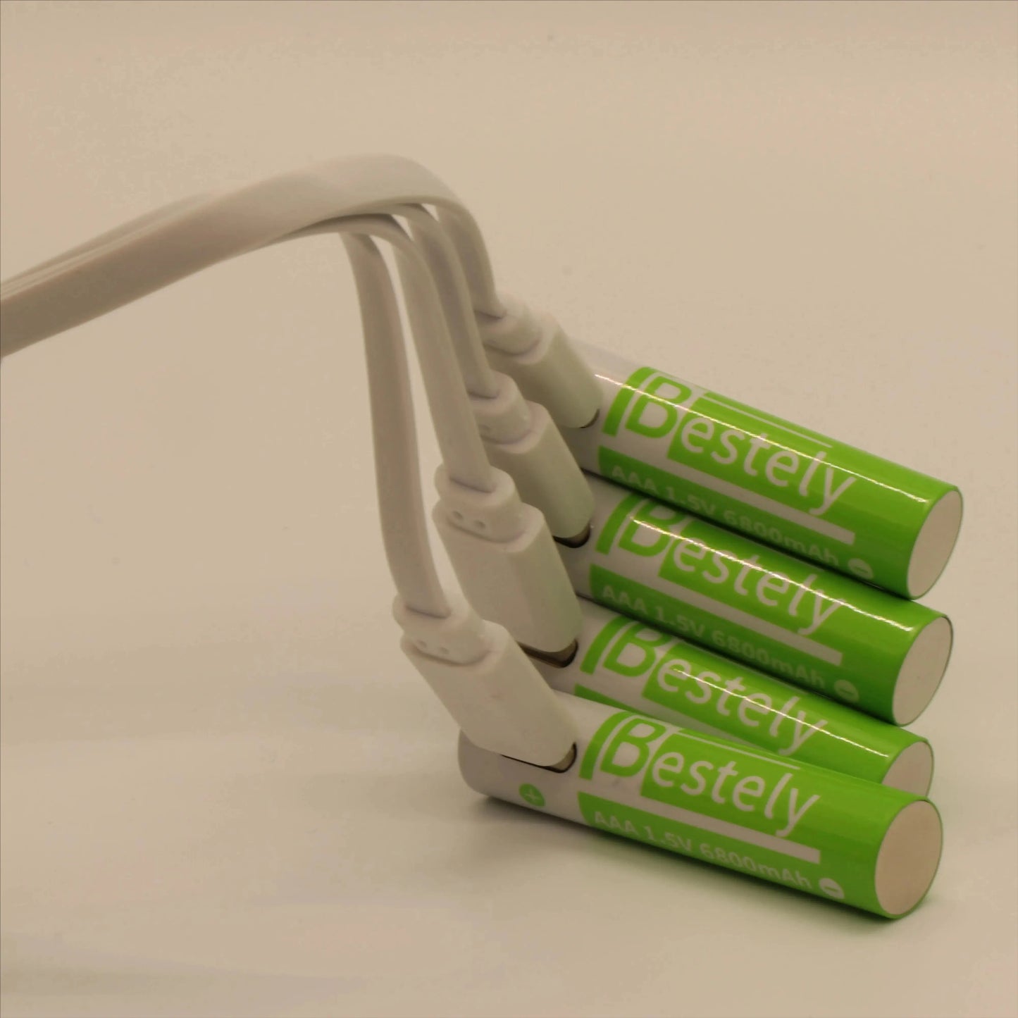 Rechargeable Lithium Battery Set 1.5V AA 13600Mah & AAA 6800Mah with USB-C Fast Charging Li-Ion Tech 2000 Cycles USB-C Cable