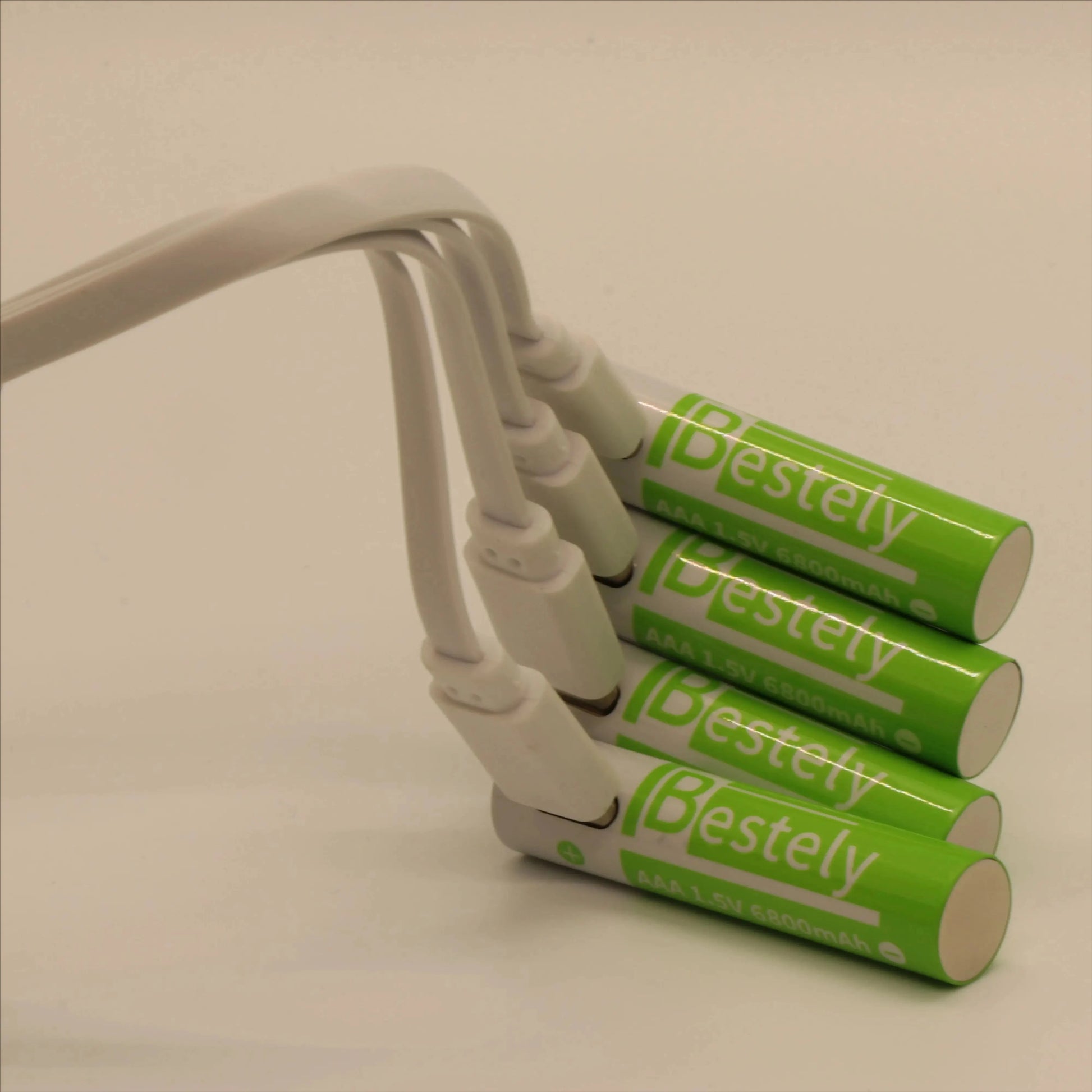 Rechargeable Lithium Battery Set 1.5V AA 13600Mah & AAA 6800Mah with USB-C Fast Charging Li-Ion Tech 2000 Cycles USB-C Cable